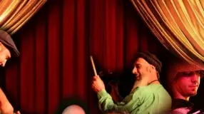 CONCERTI. Da sinistra i trevigiani Manodopera e Leydis Mendez voce e chitarrista dei Carretera