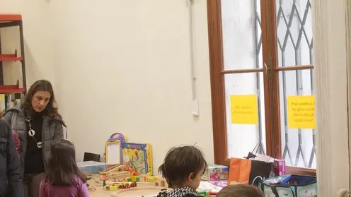 Passerini baratto giocattoli usati bibblioteca comunale