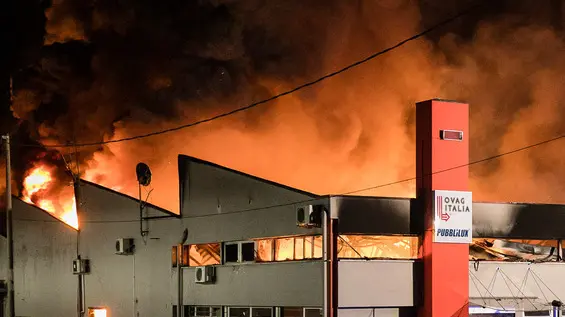 Poloni refrontolo via crevada incendio