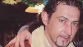 Denis Frare, artigiano di 35 anni