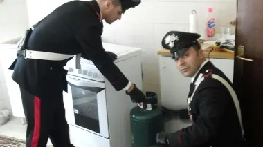 I carabinieri nella palazzina