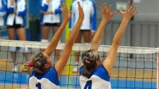 SOTTO RETE. Trevigiane in campo
