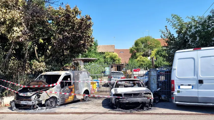 I mezzi incendiati