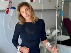 Sabrina Salerno nella foto pubblicata sul suo profilo Instagram per annunciare la malattia