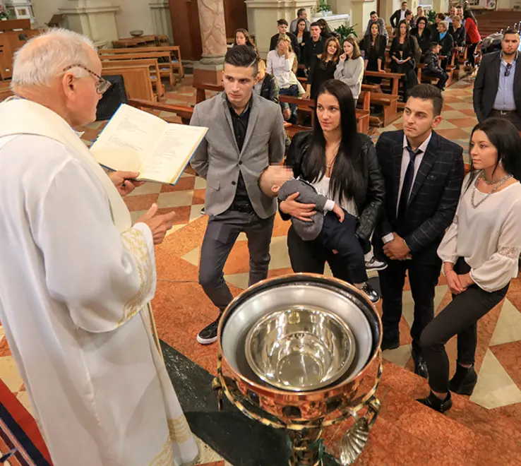 Agostini Altivole al battesimo dei giostrai il prete non si presenta