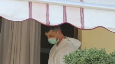Sopra Lucia Manca A sinistra i Ris al lavoro a Marcon