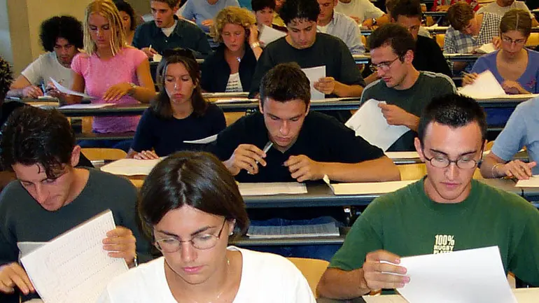 PD 11/09/2000 G.M. PROVA DI AMMISSIONE AL CORSO DI LAUREA DI SCIENZE MOTORIE (VIGATO/EDEL)