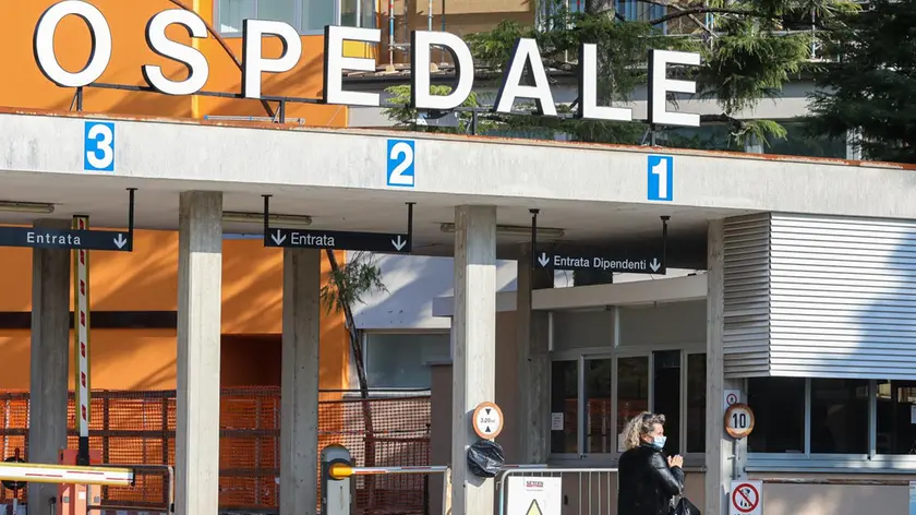 L'ingresso dell'ospedale di Vittorio Veneto