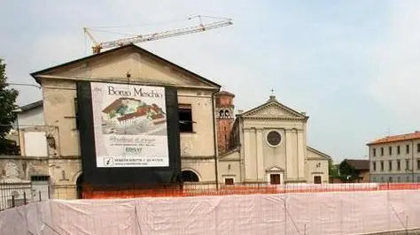 Borin Vittorio Veneto piazza Meschio lavori im corso Borin Vittorio Veneto lavori in piazza Meschio - I lavori cominciati ieri mattina nella piazza di Sant'Andrea