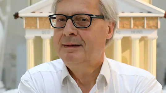 Borghesi Possagno nuovo presidente fondazione Canova Vittorio Sgarbi in visita alla gipsoteca