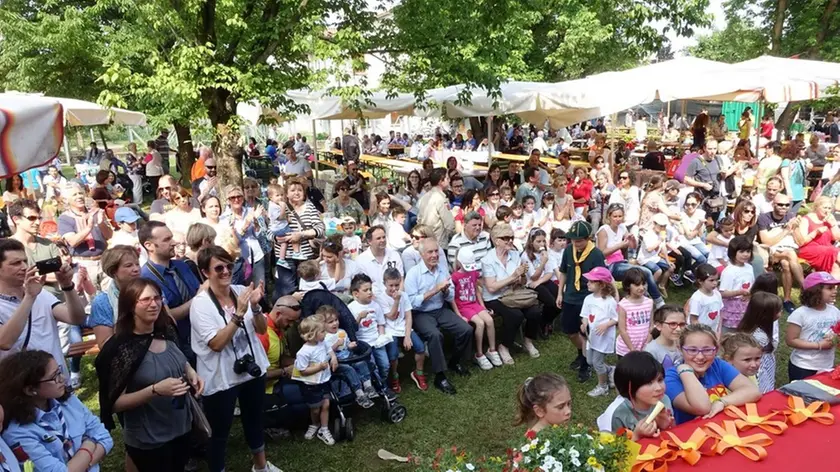 Ferrazza agenzia foto film Castagnole festa della famiglia scuola dell'infazia cavalier Larizza