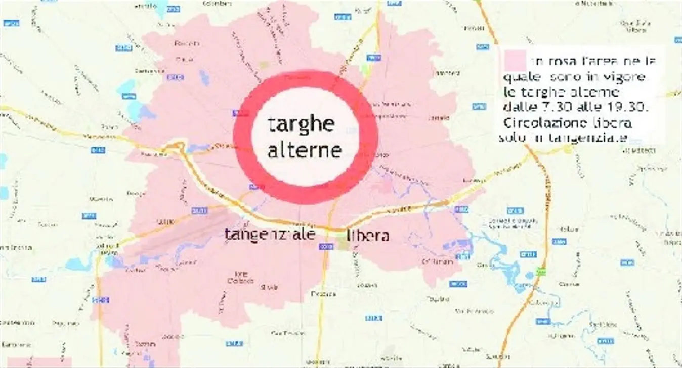 In rosso l'area nella quale sono in vigore le targhe alterne dalle 7.30 alle 19.30. Circolazione libera in tangenziale