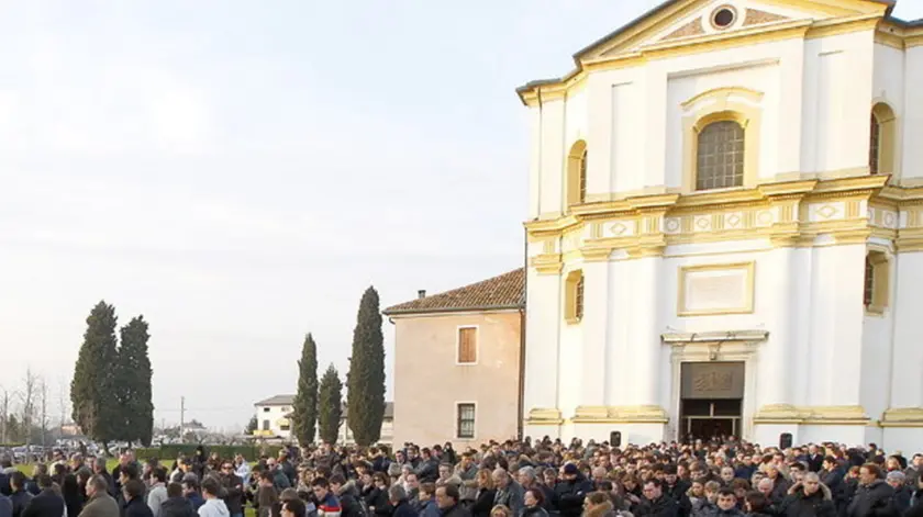 Guerretta Riese Pio X funerale di Marco Reginato Guerretta Riese Pio X funerale di Marco Reginato
