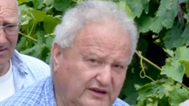 Filippi Valdobbiadene via dei Bimbi incidente mortale sul lavoro sindaco di Pederobba Raffaele Baratto con il padre del morto Roberto Michielon