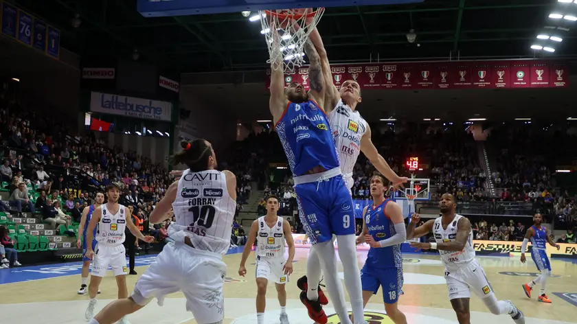 guerretta agenzia foto film villorba treviso basket -trento
