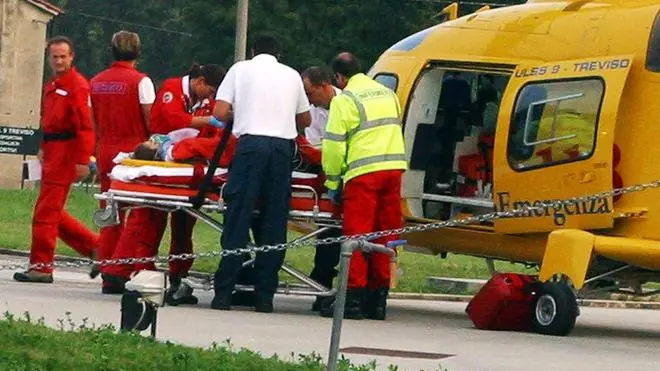 TREVISO 07/10/2004 SUEM E LAVANDERIA OSPEDALE, OPERAZIONE ELISOCCORSO SUEM E LAVANDERIA OSPEDALE