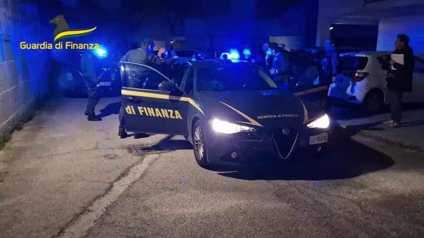 L'operazione condotta dalla Finanza nel Pescarese