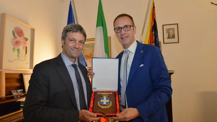 Matteo Zoppas con il sindaco Fabio Chies
