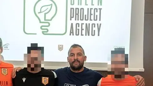 Al centro Tommaso Giuliano, alla presentazione della squadra di calcio a 5 di Mestre