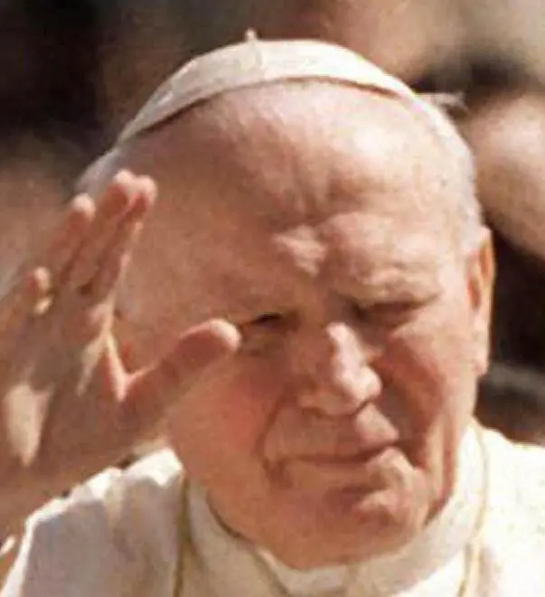 20091117 - CITTA' DEL VATICANO - REL - WOJTYLA: SI' VATICANO A BEATIFICAZIONE,ORA LA PAROLA AL PAPA - Una foto d'archivio del 1997 di papa Wojtyla. La Congregazione per..le Cause dei Santi ha dato il via libera alla beatificazione di..papa Wojtyla, che dovrà ora, tuttavia, passare al vaglio del..Papa e affrontare ancora vari passaggi prima che possa essere..fissata una data precisa. Difficilmente, comunque, potrà..avvenire prima di un anno.....ANSA/MAURIZIO BRAMBATTI /archivio/gid