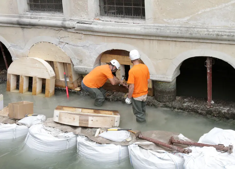 de polo agenzia fotofilm treviso cedimento palazzina via san leonardo