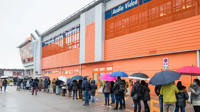 Borin Susegana Coda all'ingesso della SME
