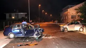Schianto, muore a 17 anni