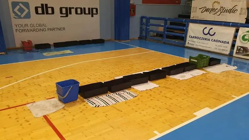 Lavori al PalaFrassetto di Montebelluna