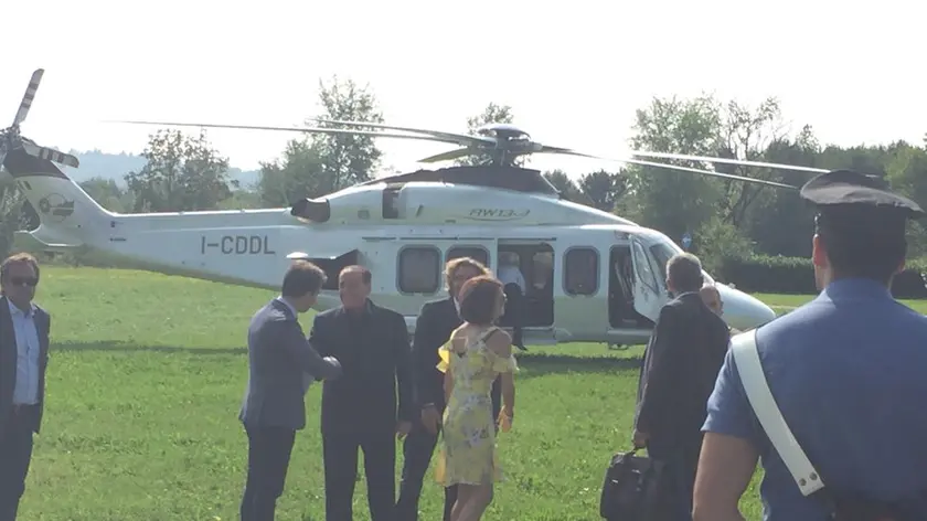 L'arrivo di Berlusconi a Pieve di Soligo