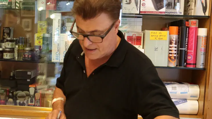 DE WOLANSKY AG.FOTOFILM TREVISO intervista commercianti storici in città remigio nascinben
