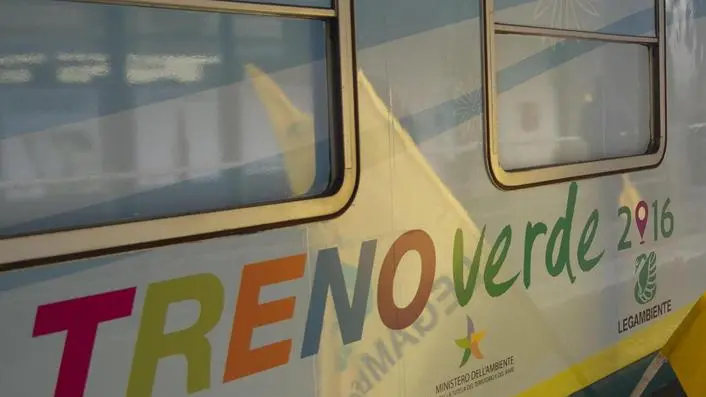 Un momento dell'inaugurazione del Treno Verde 2016, presso la Sala Conferenze della stazione Termini a Roma, 23 febbraio 2016. ANSA/GIORGIO ONORATI