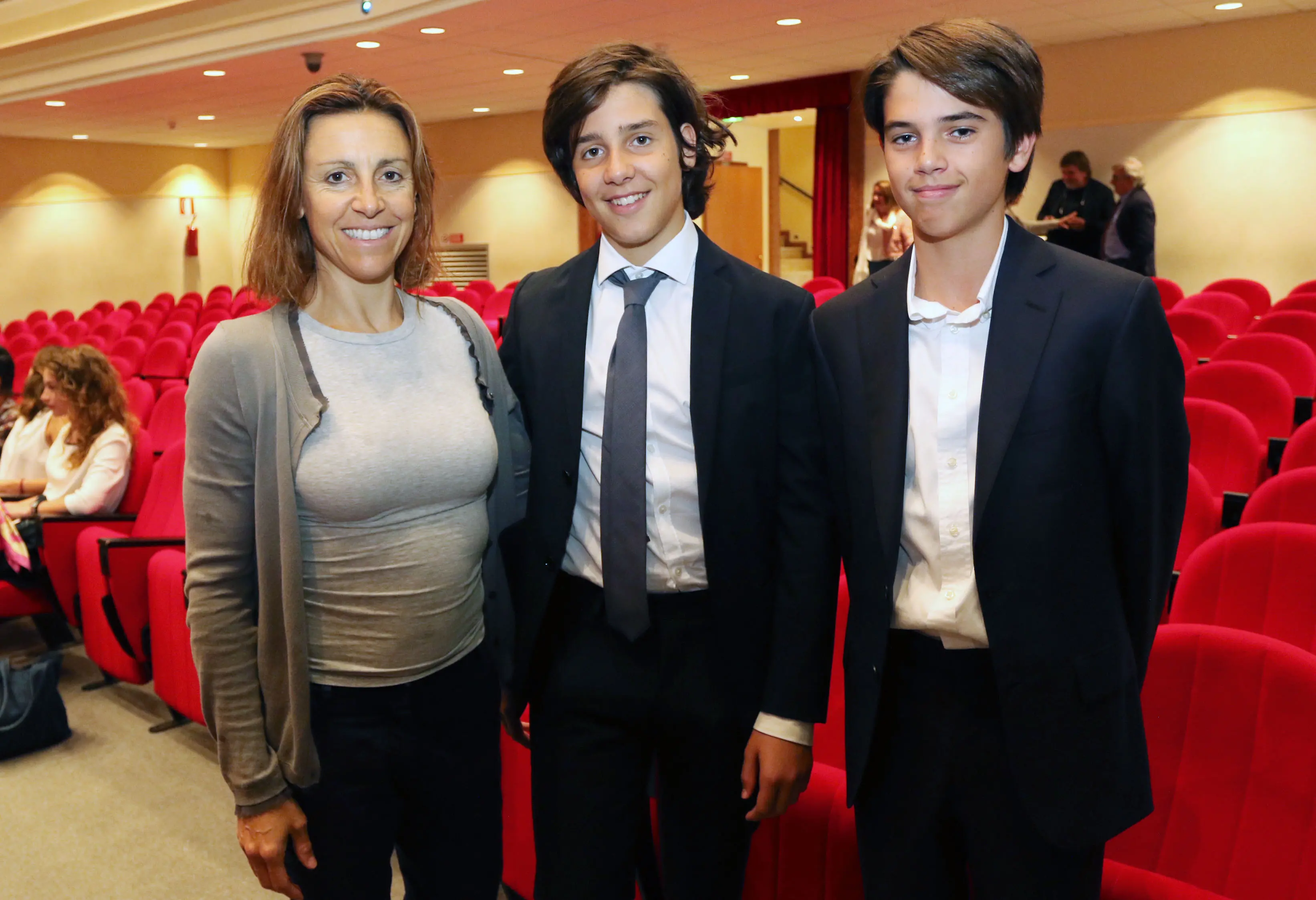 Deborah Compagnoni con il figlio Tobias Benetton e Nicolò De' Longhi