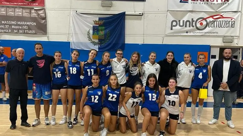 Squadra Under 18-Prima divisione con l'allenatore Massimo Maggiotto, direttore tecnico Albatros