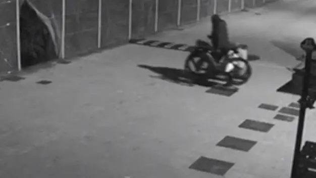 Un’immagine del furto messo a segno a novembre in Pinarello