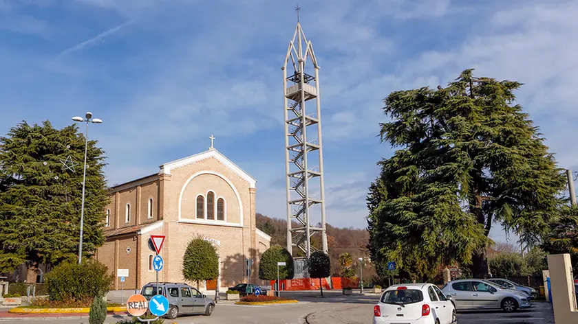 Poloni Montebelluna problemi strutturali al campanile di Caonada