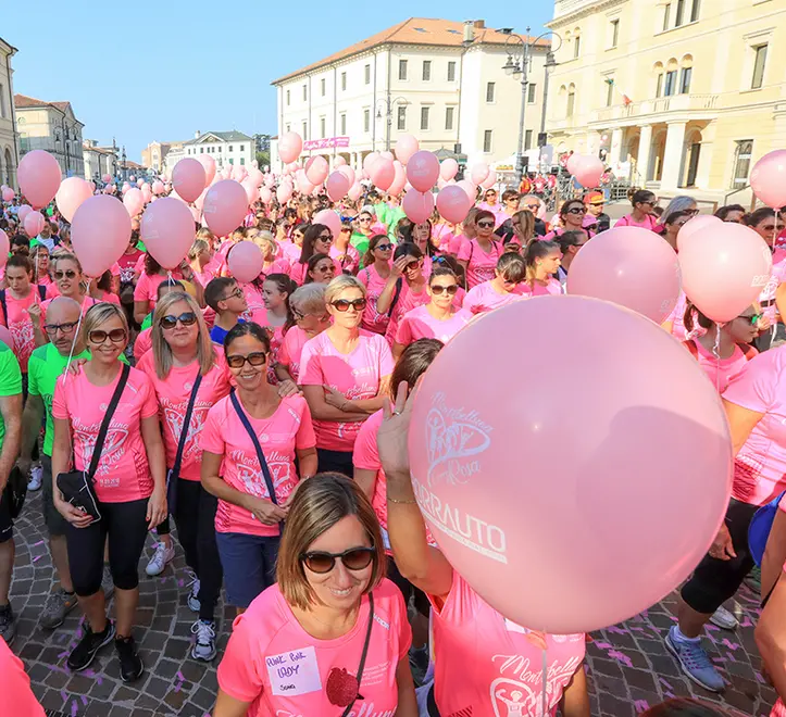 Ferrazza Montebelluna Corsa Rosa partenza e discorsi autorità