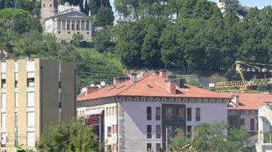 Ferrazza Conegliano ex area Zanussi deposito legna da alberi rotti da tromba d'aria