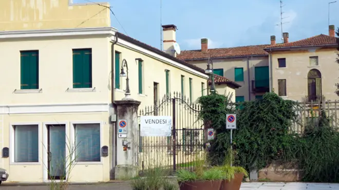 DeMarchi Castelfranco piazza Fusinato, 5 ex sede ENEL
