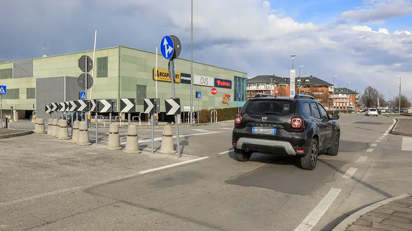 Via Regno Unito a Castelfranco per ora è solo a senso unico