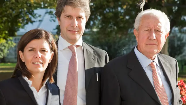 Cesare Bovolato con i figli Lara e Luca