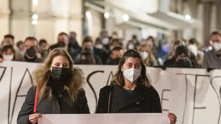 La marcia per chiedere giustizia per Sara Rizzotto e Jessica Fragasso