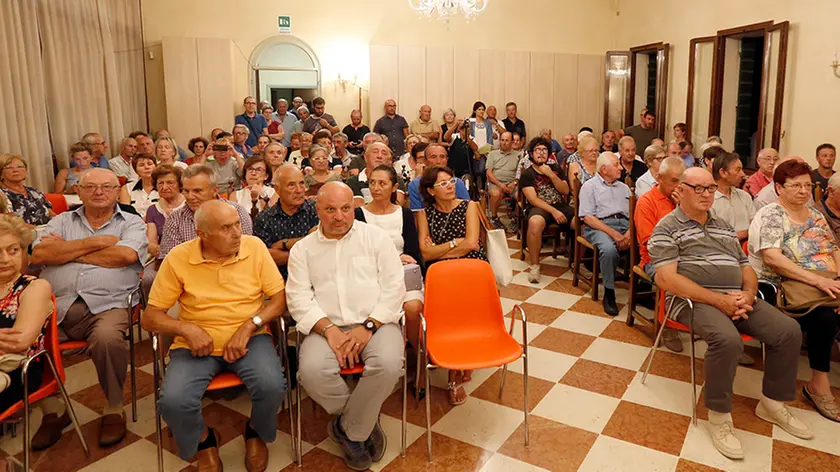 Ferrazza Onè Di Fonte municipio incontro su profughi arrivati in ex convento di suore