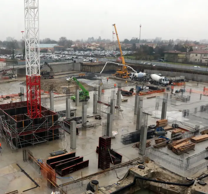 CALZAVARA AG.FOTOFILM TREVISO . CA' FONCELLO, CANTIERE LAVORI X CITTADELLA DELLA SALUTE, IN FOTO DAI REPARTI CARDIOLOGIA E VARI