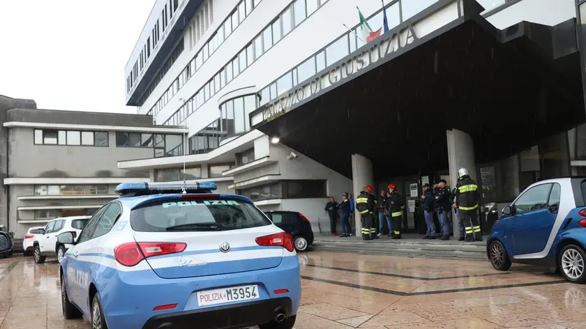 In tribunale a Treviso il processo alla banda che ha narcotizzato e rapinato un gioielliere