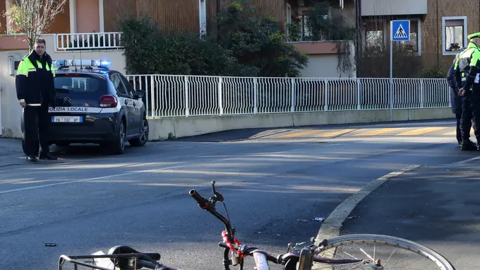 FILIPPI AG.FOTOFILM TREVISO INCIDENTE AUTO-BICI IN VIA BOTTENIGA