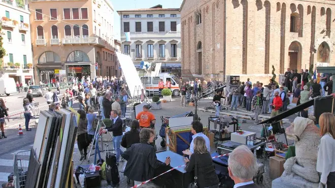Tome Treviso piazza duomo riprese film Leoni