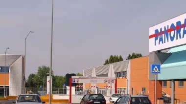 Il parco commerciale «Willorba» di via Pacinotti