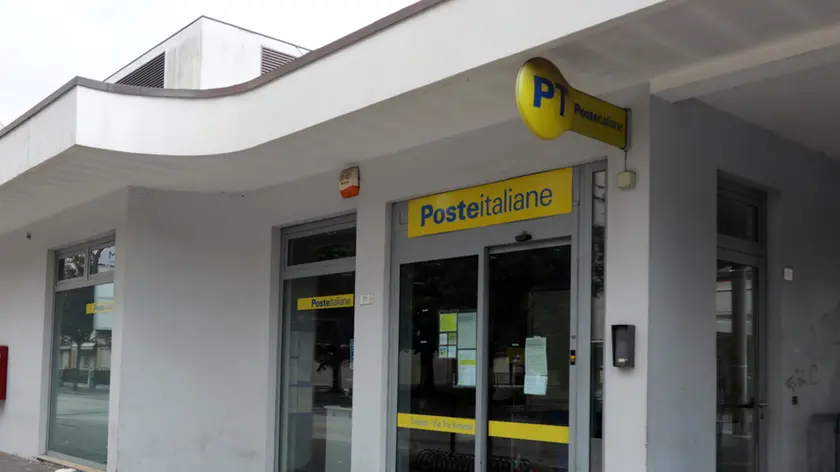 zago agenzia foto fim treviso ufficio postale san liberale