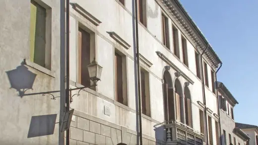 Bolognini Oderzo Palazzo Moro Via Garibaldi agenzia fotografica foto film