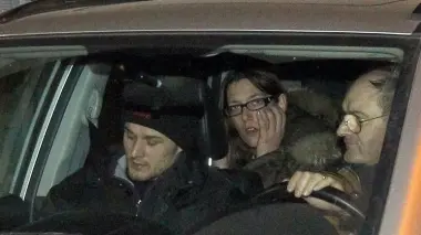 Elisa Montagner nell’auto con suocero e compagno